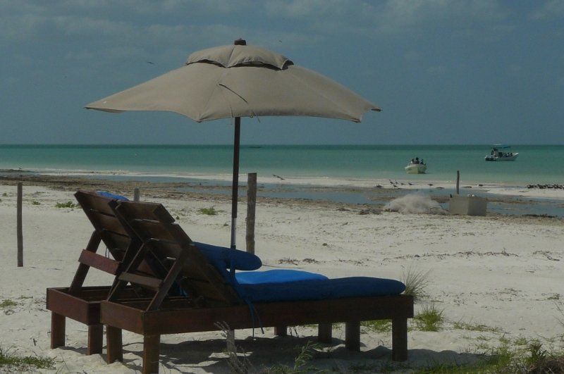 Casa Iguana Holbox - Beachfront Hotel Exterior photo