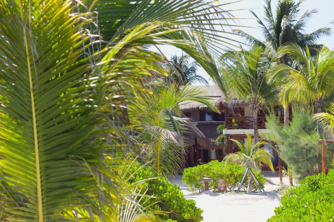 Casa Iguana Holbox - Beachfront Hotel Exterior photo